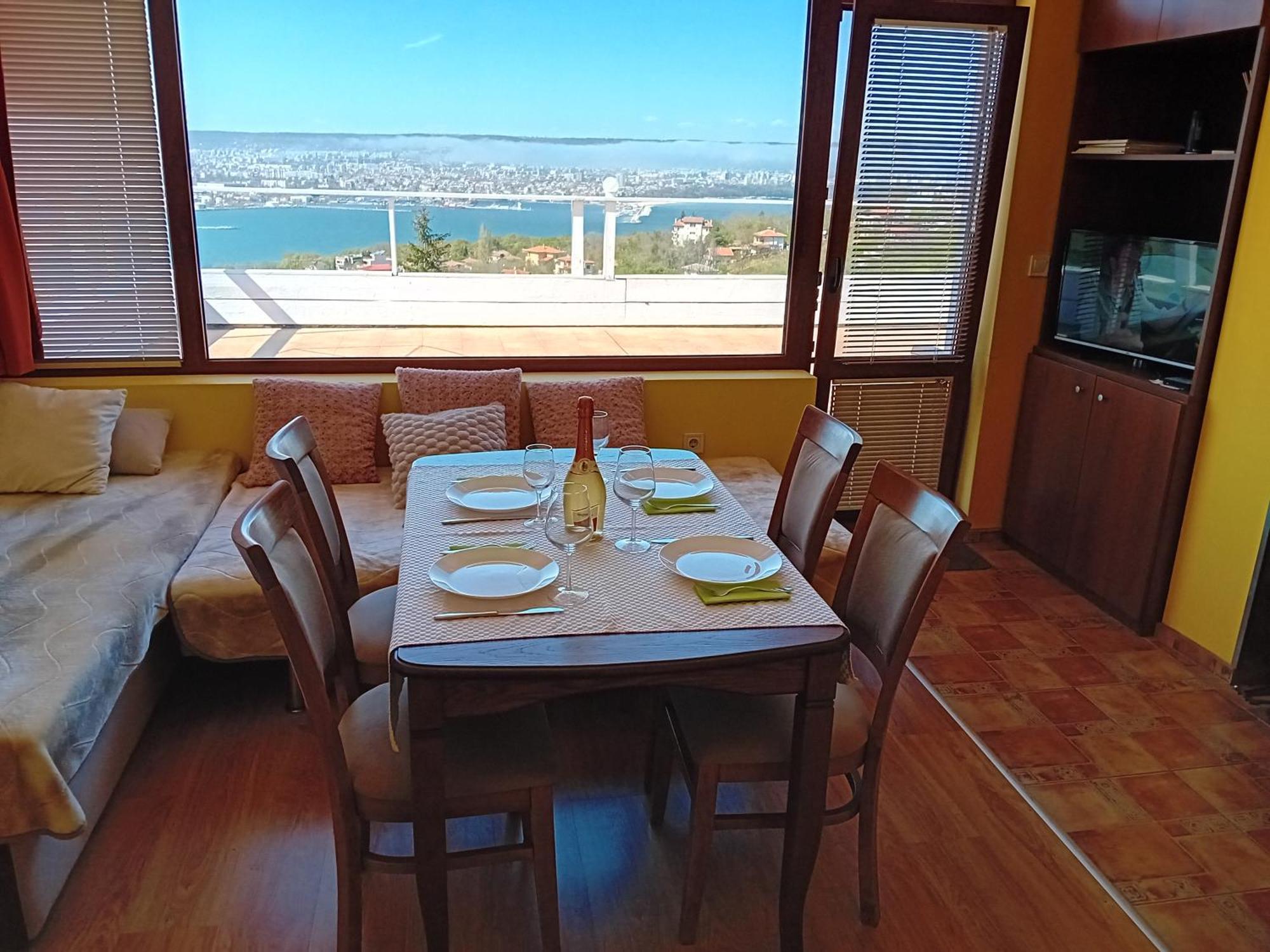 וארנה Apartament Zaliva מראה חיצוני תמונה