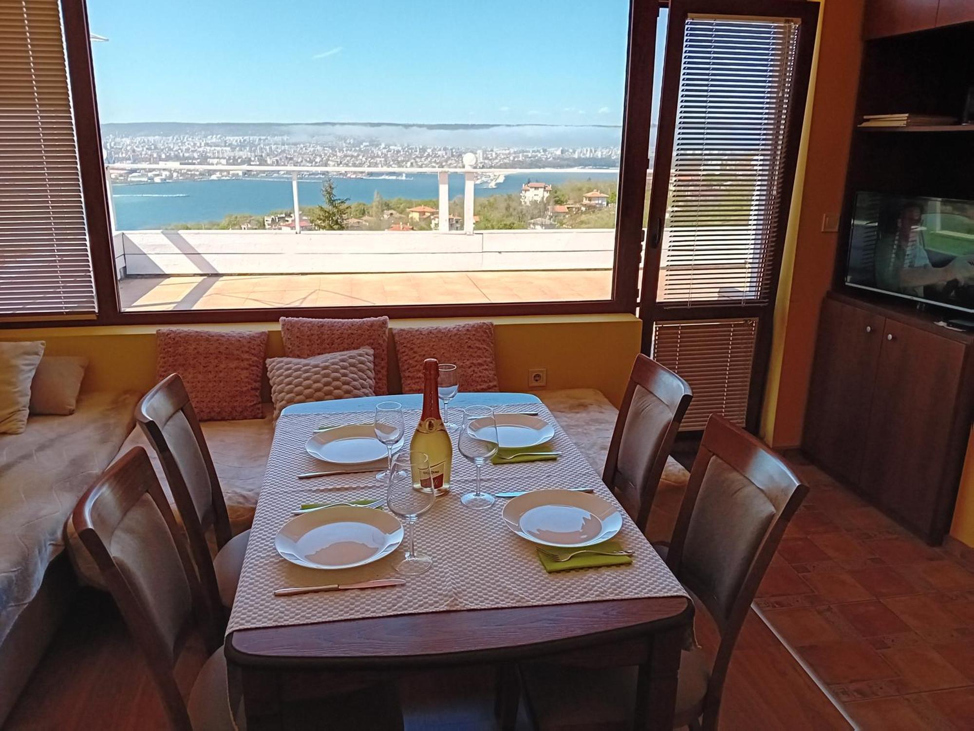 וארנה Apartament Zaliva מראה חיצוני תמונה