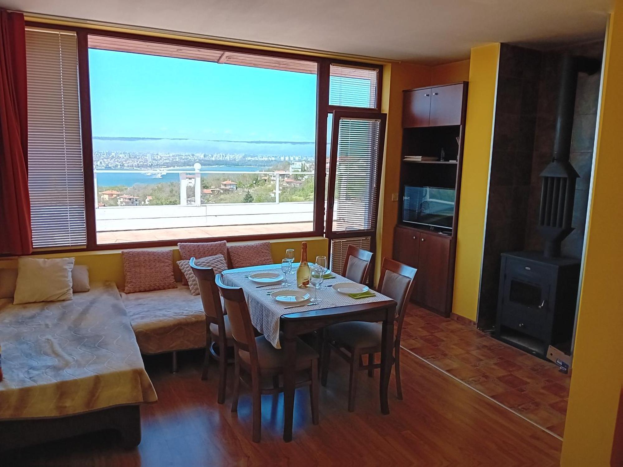 וארנה Apartament Zaliva מראה חיצוני תמונה